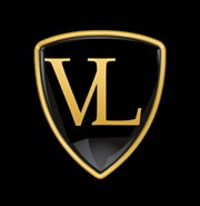 VIP LUXURY Logo