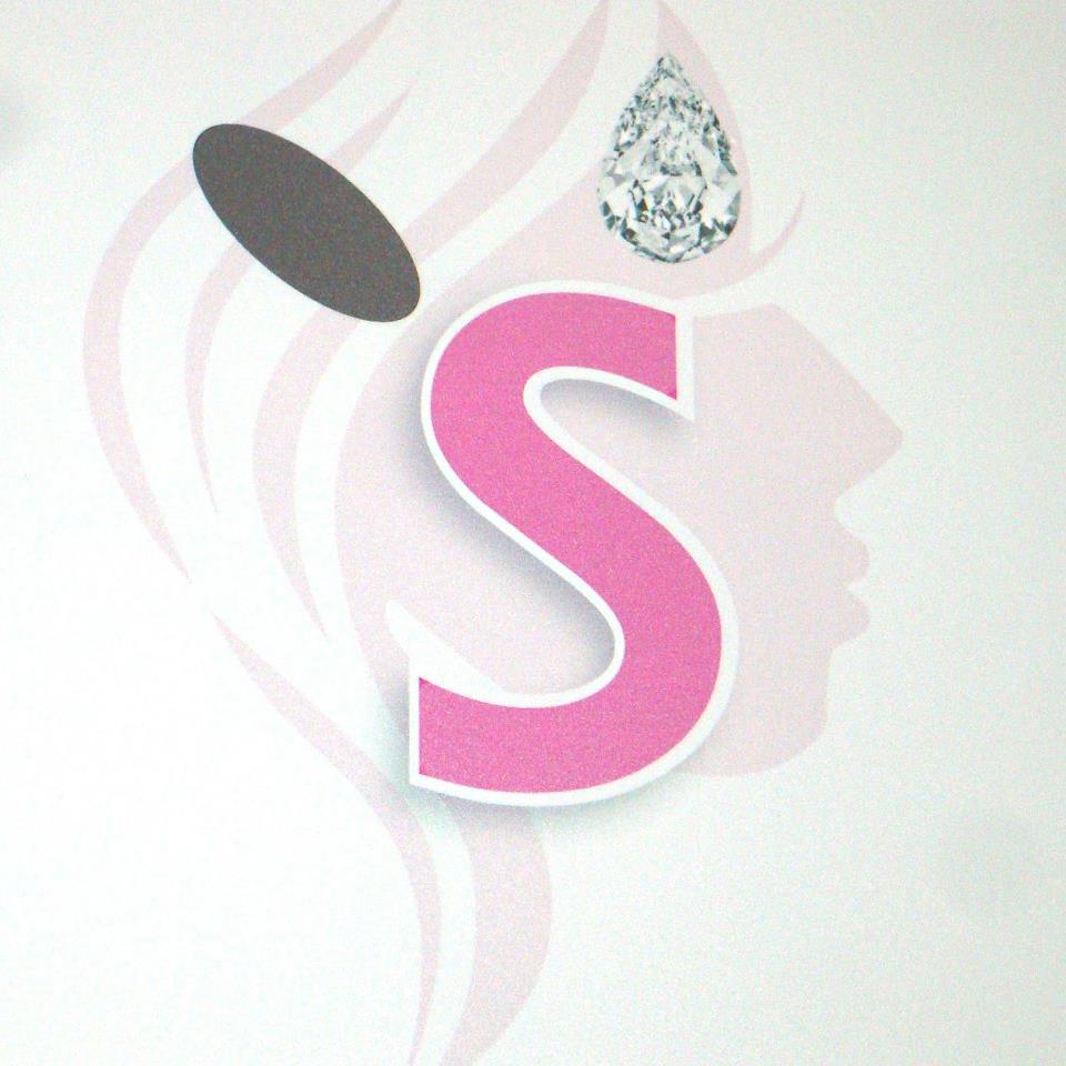 Sparkles N Charms Beauty Salon Logo