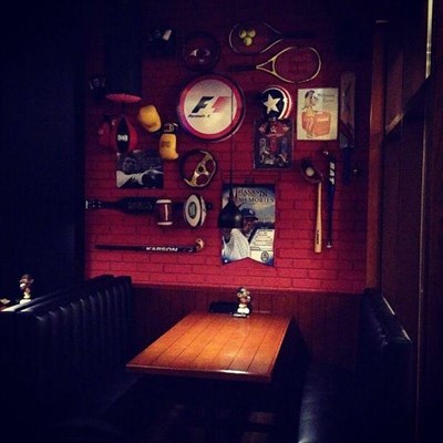 Sandwicher Sports Restaurant