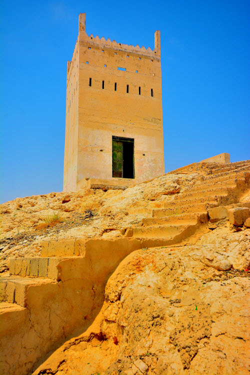 Hassa Buweid (White Stones) Castle
