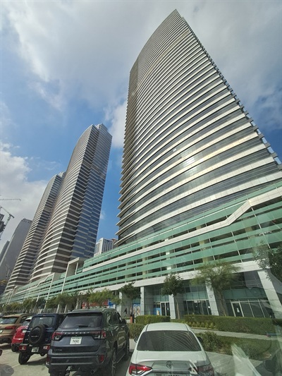 Mazaya Business Avenue AA1