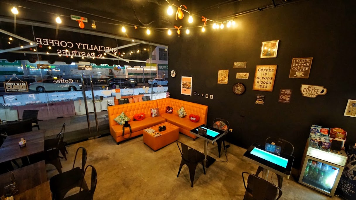 Roast Specialty Coffee Bakeries Dubai Marina Dubai Citysearch