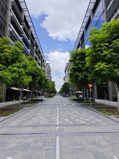 One Central The Offices 3