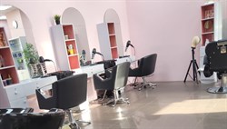 Lush Afrique Beauty & Hair Salon