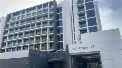Azizi Riviera 33