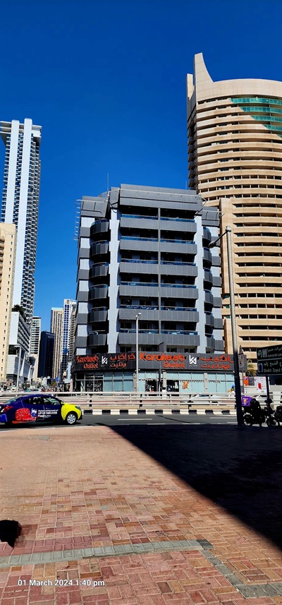 Al Zarooni Residence B