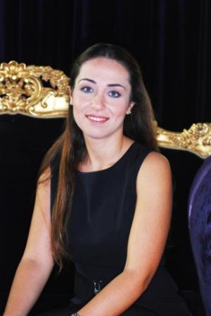 Dr. Burcu B. Hurbas Logo