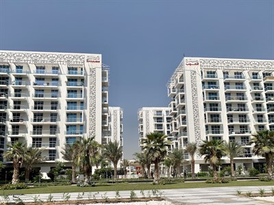 Glitz 3 by Danube Tower 2