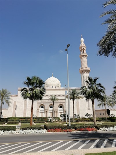 Hussain Abdulla AlBahri Mosque
