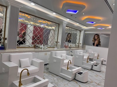 Devora Beauty Salon & Lounge
