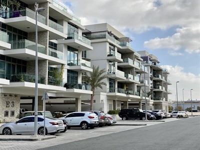 Polo Residence Building E4