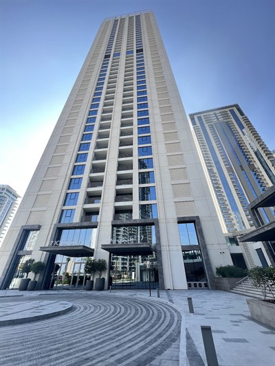 17 Icon Bay Tower
