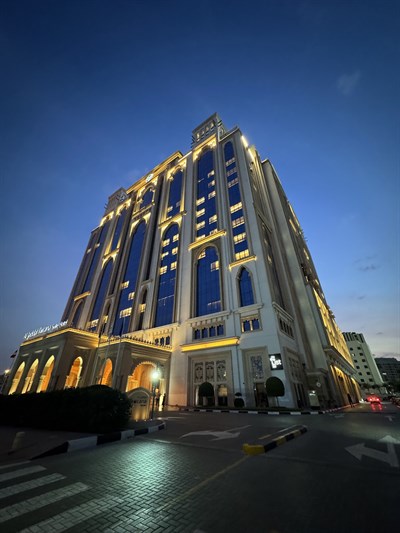 Al Jaddaf Rotana Suite