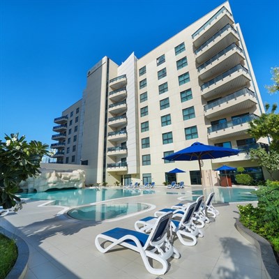 Arabian Park Dubai, an Edge by Rotana Hotel