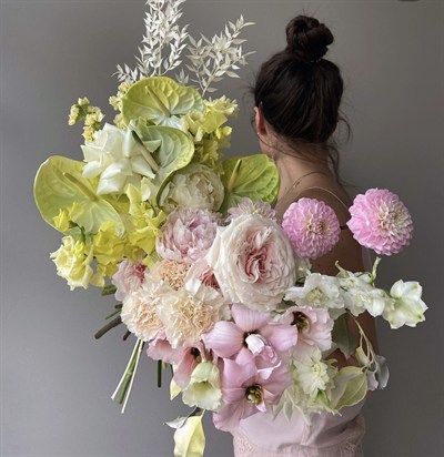 Valentino flowers LLC