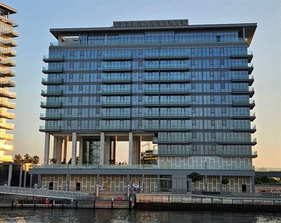 Canal Front Residence 8