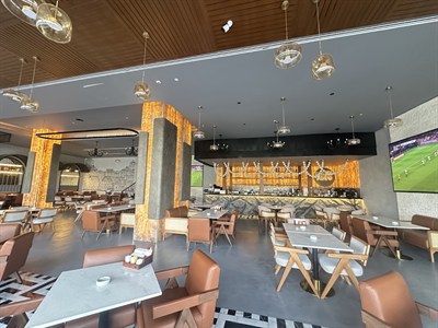 Amoo Restaurant & Café