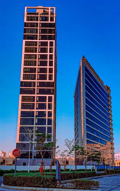 Zee Zee Tower
