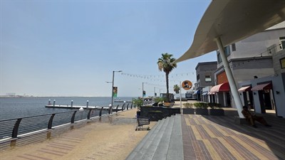 Waterfront Market