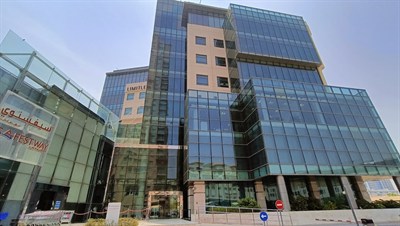 Limitless Al Khail Plaza