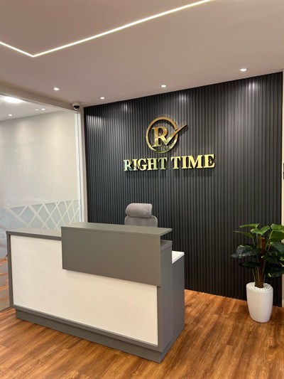 Right Time Group