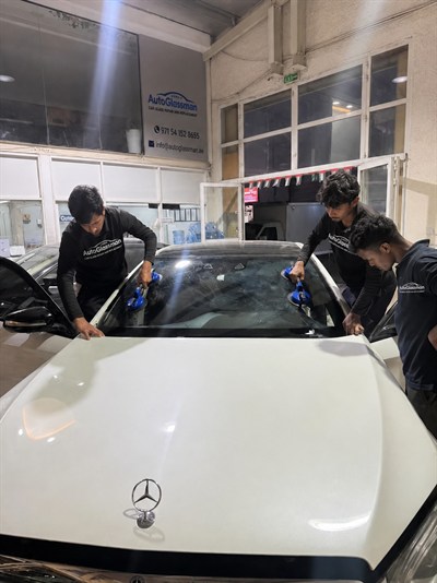 Auto Glassman Car Glass Repair and Replacement