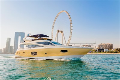 Elegant Yacht Rental
