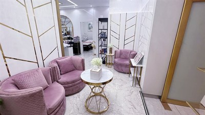 ELMAX Salon & Spa