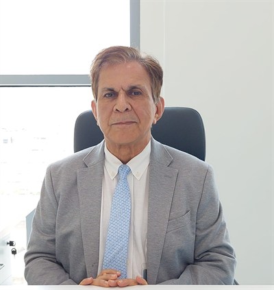 Dr. Rajeev Kaushal