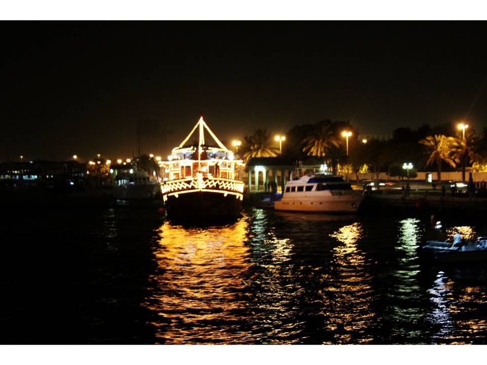 Sultan Sea Dhow Cruise (Luxury Floating Restaurant)