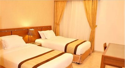 Al Gaddah Hotel Suites