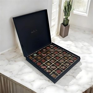 Noir Luxe Festive Luxury Chocolates Box